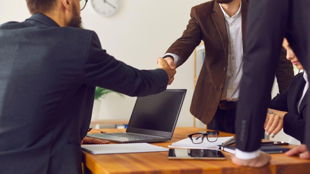 Como investir em uma franquia em 10 passos