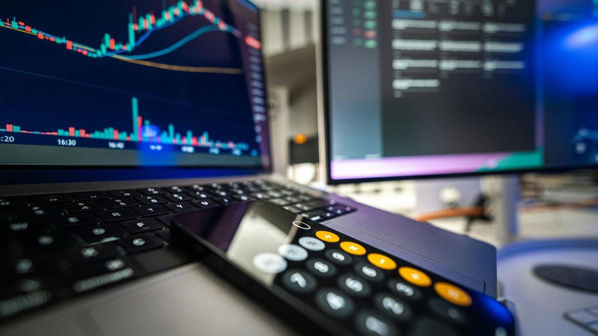 como funciona o mercado financeiro