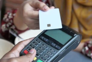 como funciona o estorno do cartão de crédito