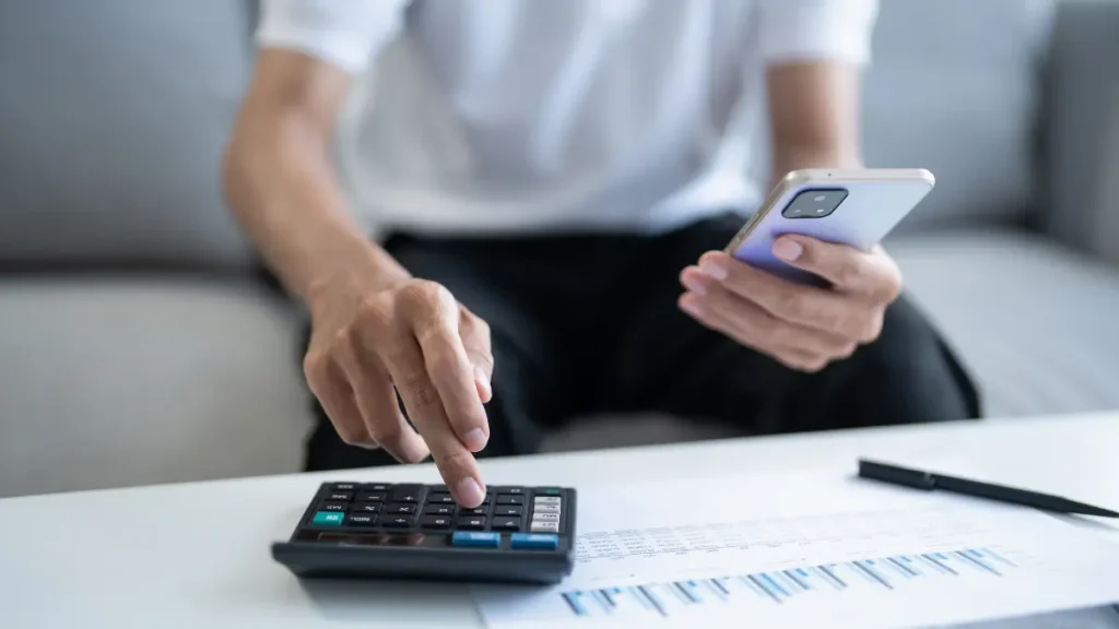 O que fazer com o 13º salário: quitar dívida ou investir? 2 Onde investir o 13o salario