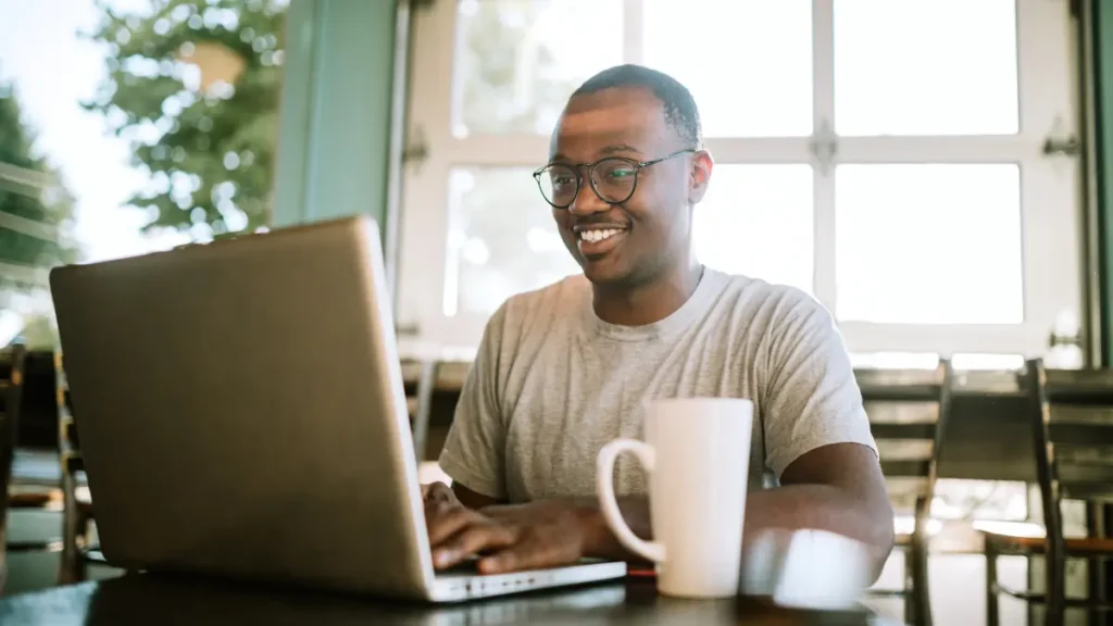 Como funciona o trabalho remoto pra empresa estrangeira? Descubra agora! 2 Como funciona o trabalho remoto pra empresa estrangeira
